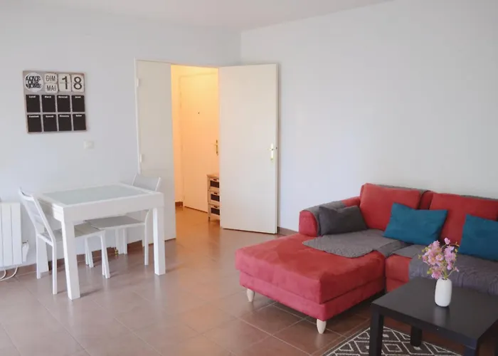 Appartement Avec Jardin Et Terrasse Pres De Paris